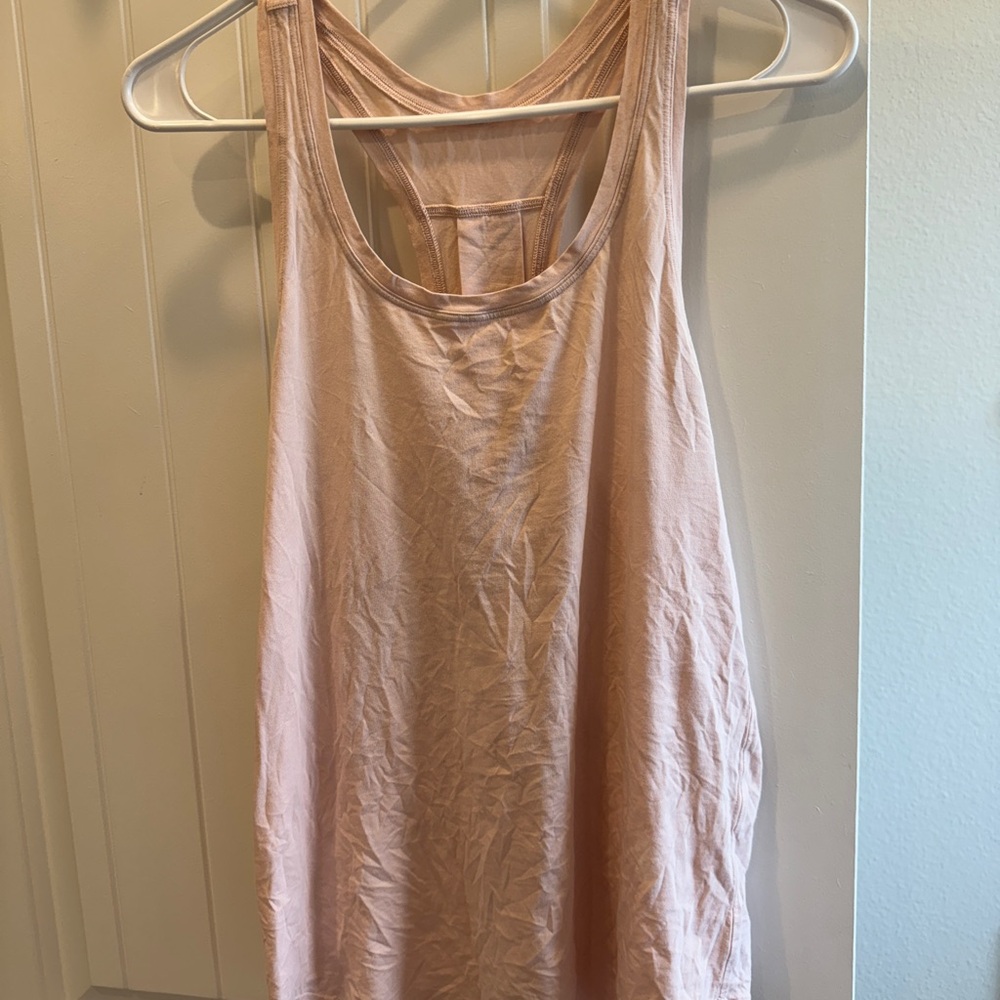 Lululemon top